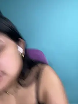 Snapshot of April_Becker chatting on July 8, 2026, 3:19 am April Becker online show from July 8, 2026, 3:19 am