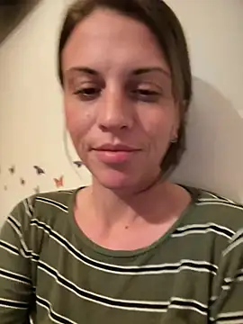 ScarlettNoirr online show from May 13, 2026, 5:53 pm