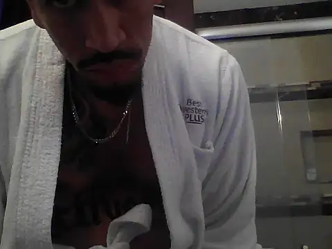 busnfatnutsLildee online show from August 2, 2026, 12:36 pm
