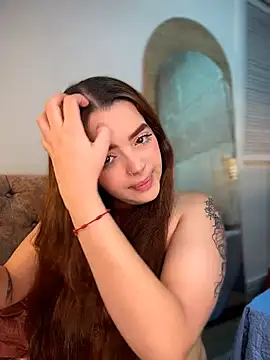 Snapshot of hannahst_ chatting on July 28, 2026, 8:01 pm hannahst online show from July 28, 2026, 8:01 pm