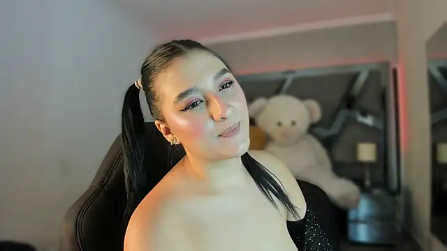 Snapshot of MariaFlowers chatting on October 31, 2025, 7:54 pm MariaFlowers online show from October 31, 2025, 7:54 pm