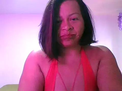 adri89-g online show from October 16, 2025, 11:40 am