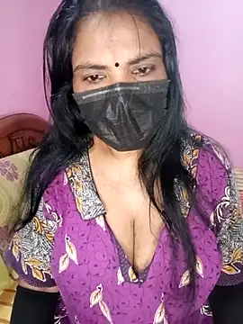 Snapshot of KannadaTamilTeluguBeauty chatting on November 5, 2025, 4:37 am KannadaTamilTeluguBeauty online show from November 5, 2025, 4:37 am