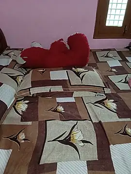 Snapshot of KannadaTamilTeluguBeauty chatting on July 27, 2026, 9:49 am KannadaTamilTeluguBeauty online show from July 27, 2026, 9:49 am