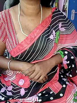 Snapshot of KannadaTamilTeluguBeauty chatting on March 7, 2026, 9:05 am KannadaTamilTeluguBeauty online show from March 7, 2026, 9:05 am