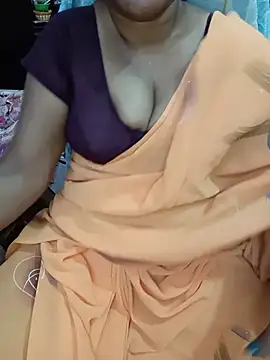 Snapshot of KannadaTamilTeluguBeauty chatting on July 26, 2026, 6:48 pm KannadaTamilTeluguBeauty online show from July 26, 2026, 6:48 pm