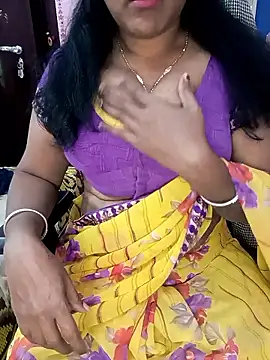 Snapshot of KannadaTamilTeluguBeauty chatting on March 14, 2026, 9:04 am KannadaTamilTeluguBeauty online show from March 14, 2026, 9:04 am