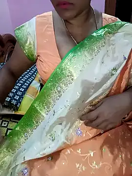 Snapshot of KannadaTamilTeluguBeauty chatting on March 17, 2026, 4:21 pm KannadaTamilTeluguBeauty online show from March 17, 2026, 4:21 pm