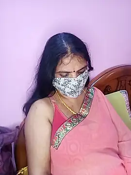 Snapshot of KannadaTamilTeluguBeauty chatting on October 28, 2025, 8:35 am KannadaTamilTeluguBeauty online show from October 28, 2025, 8:35 am