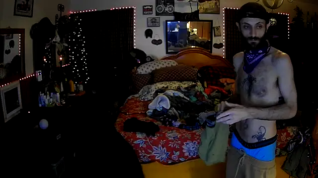 Snapshot of HarmoniousPhantasm3 chatting on November 5, 2025, 8:45 pm HarmoniousPhantasm3 online show from November 5, 2025, 8:45 pm