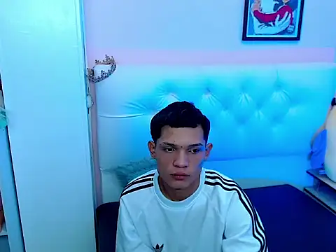 EL VENEZOLANO 22CM online show from September 19, 2025, 7:12 am