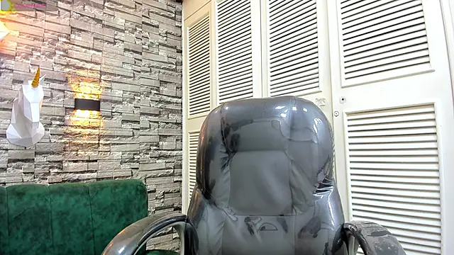 Snapshot of Nick_Wolff chatting on November 12, 2025, 3:32 am Nick Wolff online show from November 12, 2025, 3:32 am