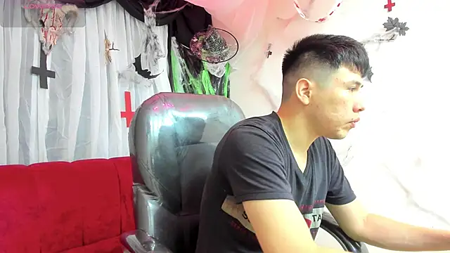 Snapshot of Nick_Wolff chatting on October 18, 2025, 4:47 am Nick Wolff online show from October 18, 2025, 4:47 am