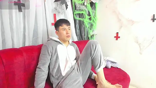 Snapshot of Nick_Wolff chatting on October 28, 2025, 10:03 am Nick Wolff online show from October 28, 2025, 10:03 am