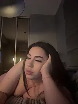 Snapshot of Andrestarr chatting on June 11, 2026, 12:01 am Andrestarr online show from June 11, 2026, 12:01 am