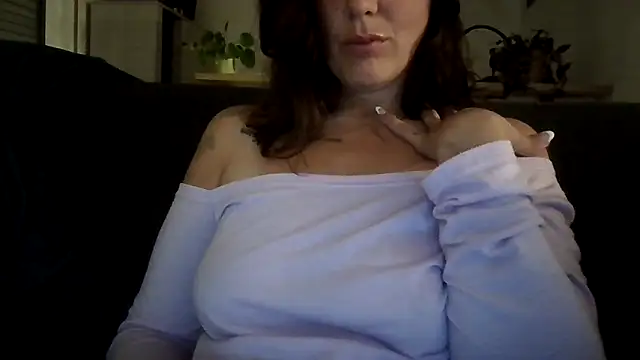 samantaatw online show from September 30, 2025, 8:15 pm