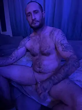 Snapshot of skip69xxx chatting on July 24, 2026, 7:26 am skip69xxx online show from July 24, 2026, 7:26 am
