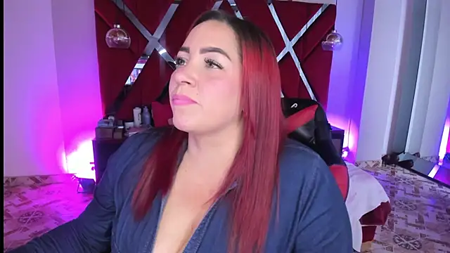 alexiaystive3 online show from November 10, 2025, 6:02 pm