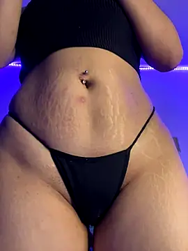 Daliila 11 online show from December 4, 2025, 2:43 am