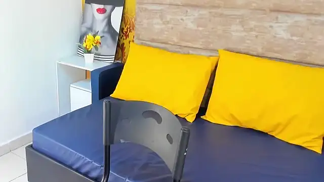 ElianaCollins online show from November 10, 2025, 3:22 am