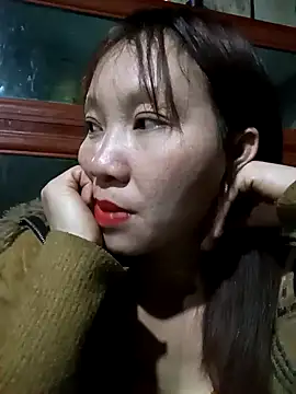 bonnie-00 online show from March 18, 2026, 11:57 am