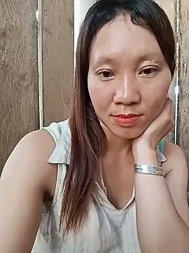 bonnie-00 online show from July 3, 2026, 11:28 am
