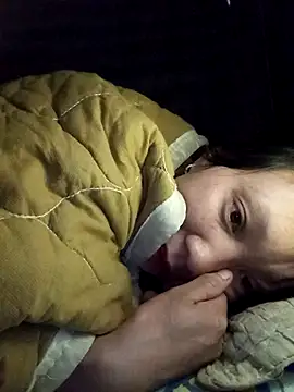 bonnie-00 online show from November 27, 2025, 2:50 pm