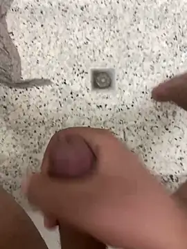 Snapshot of ali__ali210 chatting on March 21, 2026, 1:07 am ali ali210 online show from March 21, 2026, 1:07 am