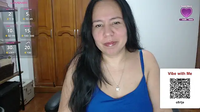 alexandraa19 online show from September 22, 2025, 3:45 am