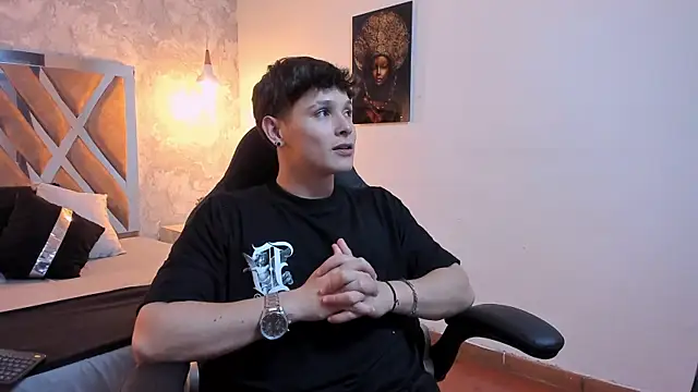 Snapshot of kraven_lust chatting on June 26, 2026, 3:01 am kraven lust online show from June 26, 2026, 3:01 am
