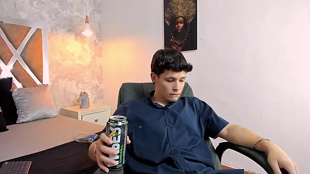 Snapshot of kraven_lust chatting on November 13, 2025, 3:10 am kraven lust online show from November 13, 2025, 3:10 am