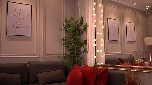 KatieHayes online show from February 27, 2026, 8:19 pm