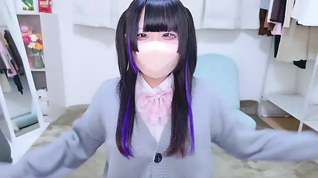 Nano chan  online show from October 13, 2025, 7:21 am