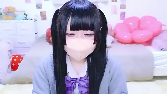 Nano chan  online show from April 12, 2026, 9:23 am