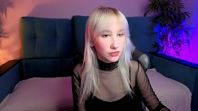 evlica online show from May 3, 2026, 2:09 pm
