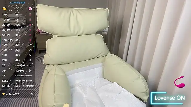 Snapshot of janequeen chatting on November 7, 2025, 12:10 pm janequeen online show from November 7, 2025, 12:10 pm