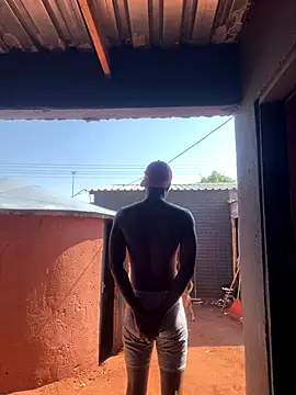 Snapshot of thatotheroneguy chatting on October 13, 2025, 7:43 am thatotheroneguy online show from October 13, 2025, 7:43 am