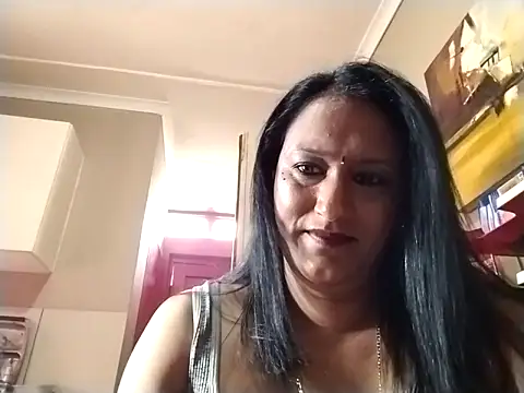 Snapshot of Indiansexyboobs18 chatting on June 16, 2026, 9:09 am Indiansexyboobs18 online show from June 16, 2026, 9:09 am