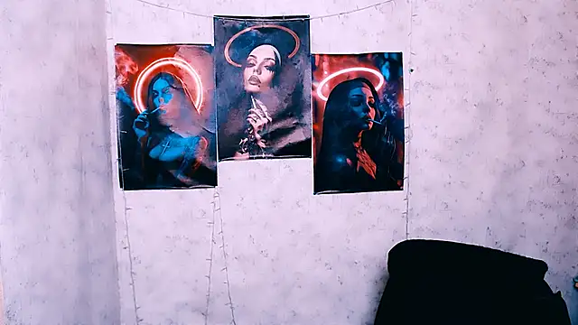 Snapshot of EmmaCat_ chatting on November 4, 2025, 7:01 am EmmaCat online show from November 4, 2025, 7:01 am