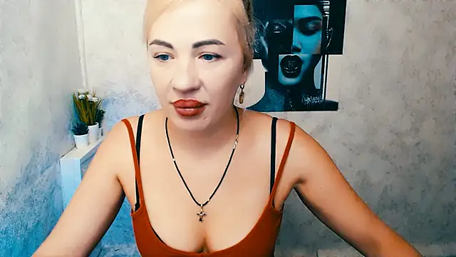 Snapshot of EmmaCat_ chatting on November 3, 2025, 7:24 am EmmaCat online show from November 3, 2025, 7:24 am