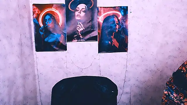 Snapshot of EmmaCat_ chatting on October 7, 2025, 4:02 am EmmaCat online show from October 7, 2025, 4:02 am