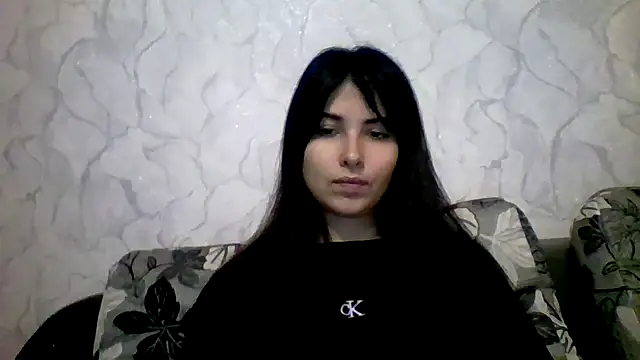 Marina Edwards online show from October 8, 2025, 8:16 am