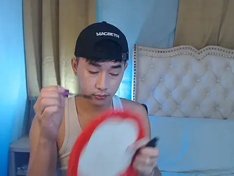 Snapshot of mr_chandy chatting on October 13, 2025, 10:17 am mr chandy online show from October 13, 2025, 10:17 am