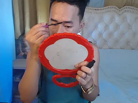 Snapshot of mr_chandy chatting on October 22, 2025, 10:47 am mr chandy online show from October 22, 2025, 10:47 am