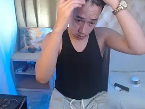 Snapshot of mr_chandy chatting on October 15, 2025, 10:45 am mr chandy online show from October 15, 2025, 10:45 am