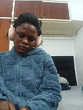 BlondieBitch online show from July 21, 2026, 4:14 am