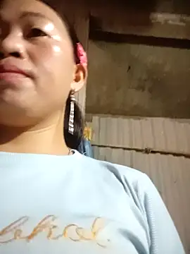 Zuzi-nini online show from September 26, 2025, 3:24 am