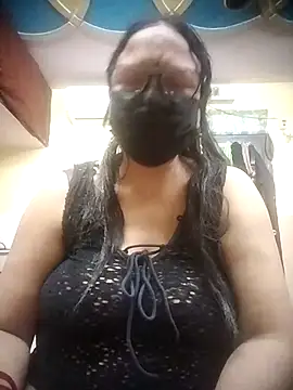 thehotlady online show from May 6, 2026, 5:39 pm