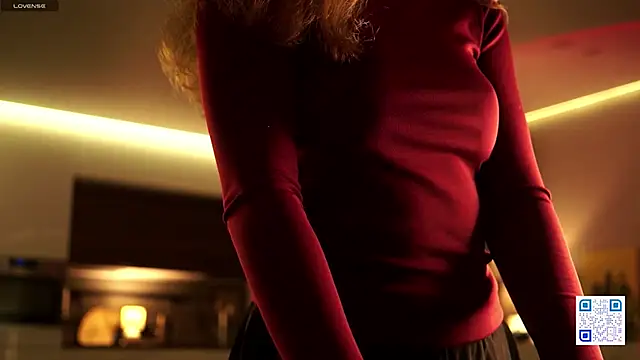 Snapshot of DimpledPoke chatting on November 24, 2025, 9:26 pm DimpledPoke online show from November 24, 2025, 9:26 pm