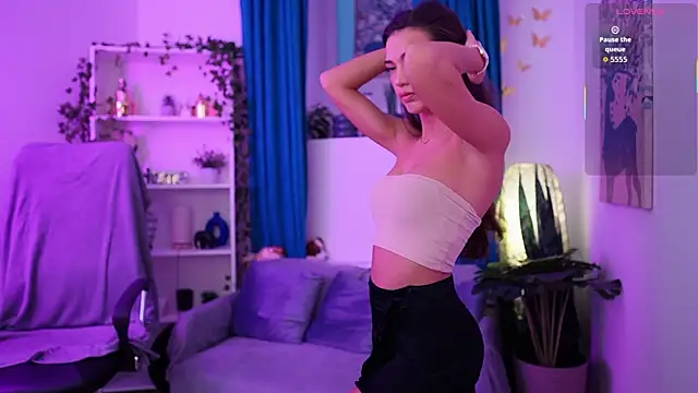 Snapshot of Alexis_Love_ chatting on December 2, 2025, 2:30 pm Alexis Love online show from December 2, 2025, 2:30 pm